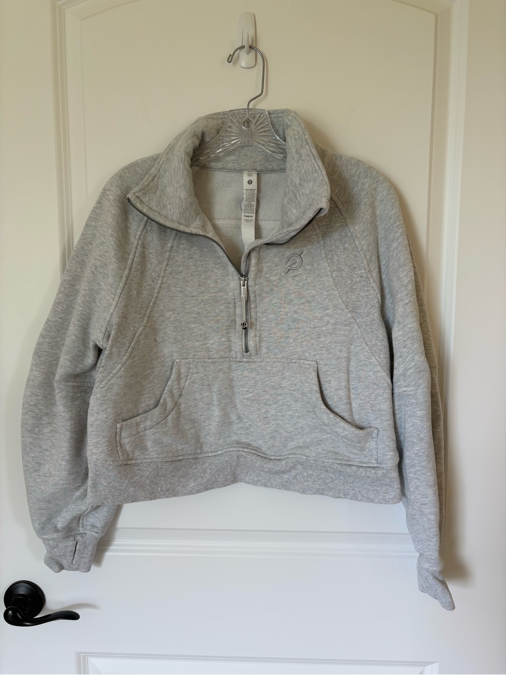 Women’s Lululemon Peloton Partial Zip cropped Scuba size XS/S. Light Gray.